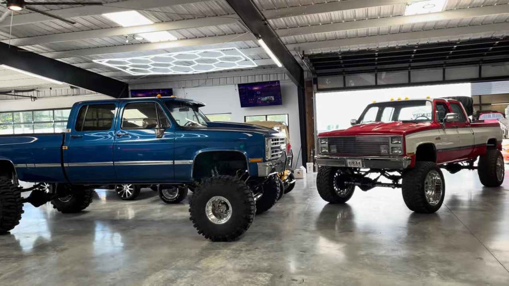 Squarebody 3+3 crew cab red white and blue lifted trucks future of mods upgrades on red truck info 
https://www.minimaxxtuner.com