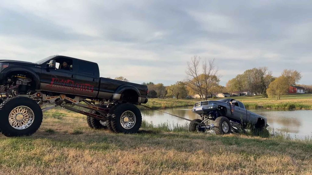 Mudding 30” LIFTED 2nd Gen Cummins UNTIL IT BREAKS!
https://handsminimaxx.com