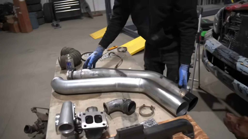 Will A Bigger Turbo Actually Increase Horsepower 12V Ep#1 
https://handsminimaxx.com