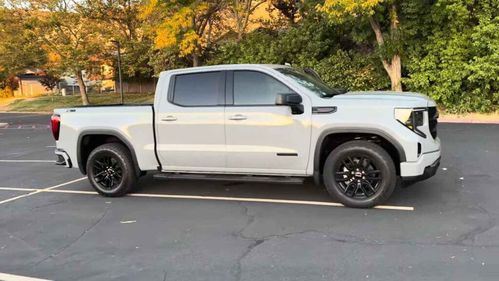 3.0L Diesel Truck As A Daily Driver 2024 GMC Sierra 1500 Elevation W Duramax 3.0L Diesel Engine! 
https://handsminimaxx.com