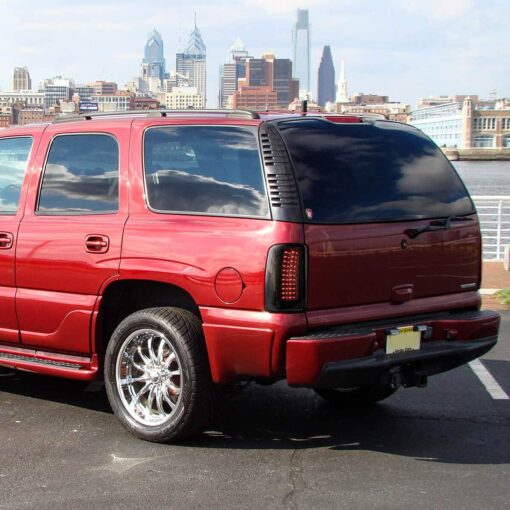 00-06 GMC Yukon Chevrolet Tahoe Suburban LED Tail Lights with Amber Turn Signal - Image 4
